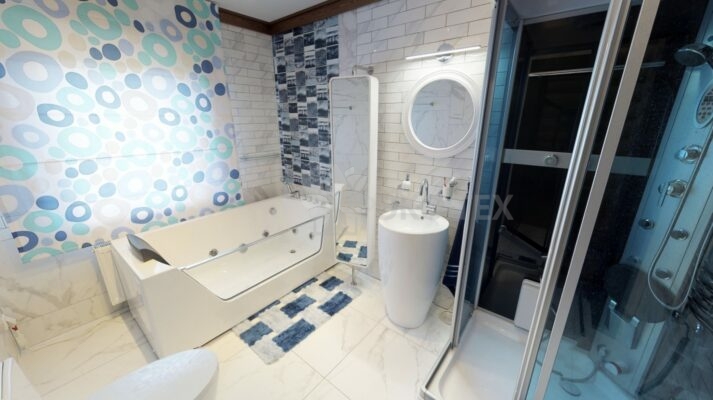 Фото дом из оцилиндрованного бревна по проекту дуб