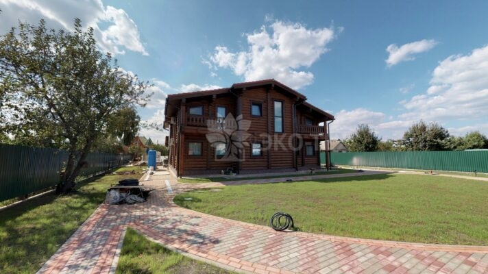 Фото дом из оцилиндрованного бревна по проекту дуб