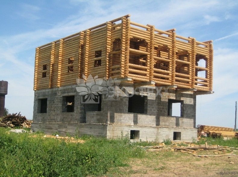 Строительство деревянного второго этажа каменному дому