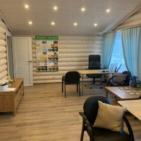 Выставка деревянных домов Эко-Тех — МКАД 65 км. фото ТЦ «Синдика»