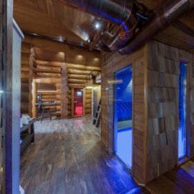 Фото баня с бассейном из рубленных бревен большого диаметра по проекту "Антоновка"