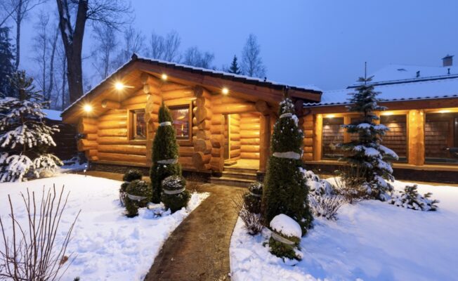 Фото баня с бассейном из рубленных бревен большого диаметра по проекту "Антоновка"