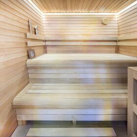 Фото баня из клееного бруса