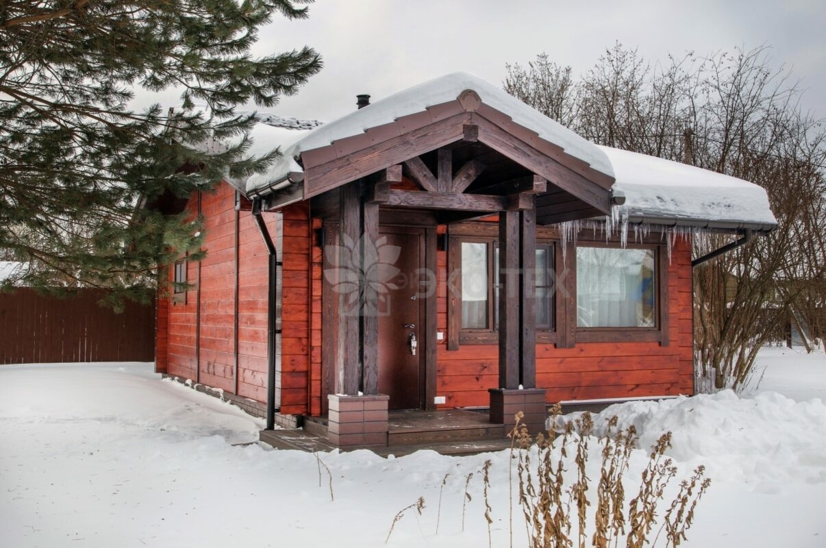 Фото баня из клееного бруса