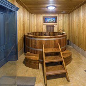 Фото баня из клееного бруса
