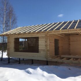 Фото дома и бани из оцилиндрованного бревна