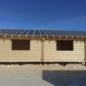 Фото дома и бани из оцилиндрованного бревна