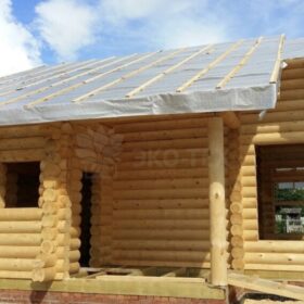 Фото дома и бани из оцилиндрованного бревна