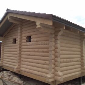 Фото дома и бани из оцилиндрованного бревна