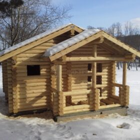 Фото дома и бани из оцилиндрованного бревна