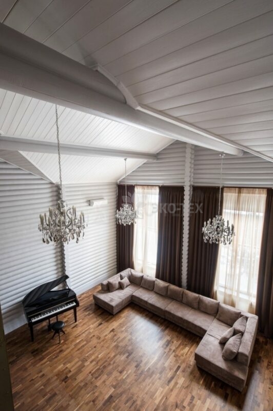 Фото дом из оцилиндрованного бревна