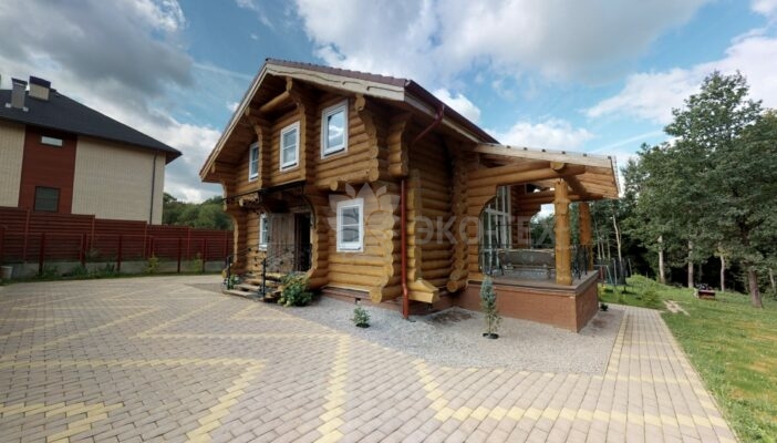 Фото дом из оцилиндрованного бревна по проекту фьорд