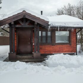 Фото дома из клееного бруса