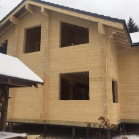 Фото дома из клееного бруса