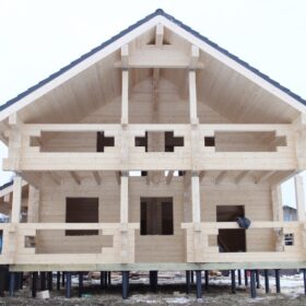 Фото дома из клееного бруса