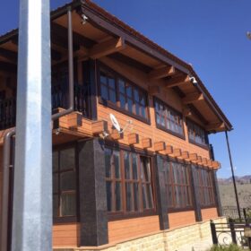 Фото дома из клееного бруса