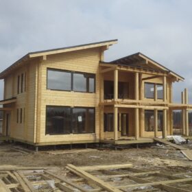 Фото дома из клееного бруса