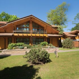 Фото дома из клееного бруса