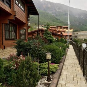 Фото дома из клееного бруса