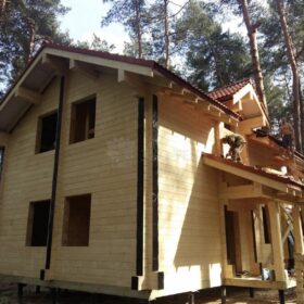 Фото дома из клееного бруса