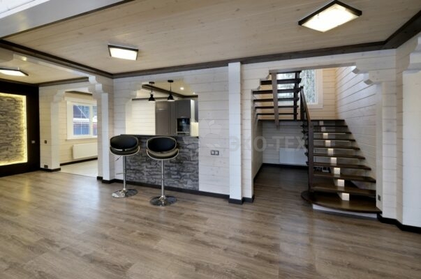 Фото деревянный дом из клееного бруса по проекту "Крым"