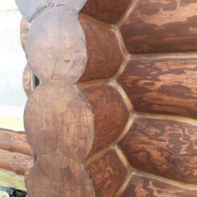 Фото домов из бревна ручной рубки