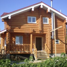 Фото домов из бревна ручной рубки