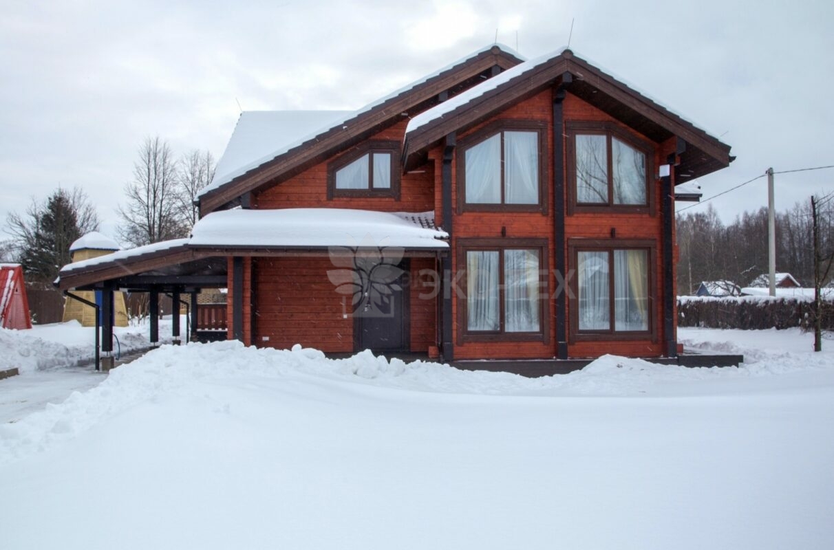 Фото деревянный двухэтажный дом из клееного бруса по проекту "Вольтер"