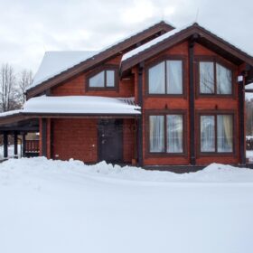 Фото деревянный двухэтажный дом из клееного бруса по проекту "Вольтер"