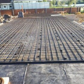 Фундамент монолитная плита