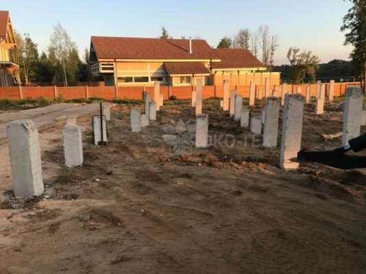 БЕТОННЫЙ СВАЙНО-РОСТВЕРКОВЫЙ ФУНДАМЕНТ