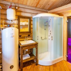 Эко-тех дом,оцилиндрованное бревно, строительство и отделка фото