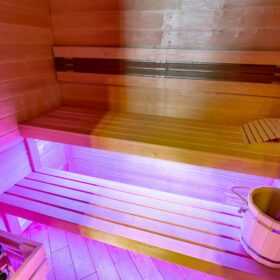 Эко-тех дом,оцилиндрованное бревно, строительство и отделка фото