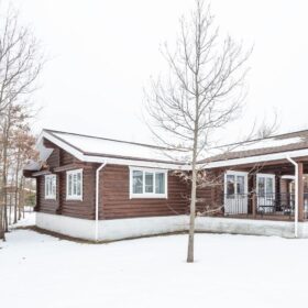 Эко-тех дом оцилиндрованное бревно, строительство и отделка фото