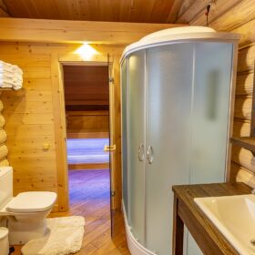 Эко-тех дом с баней,оцилиндрованное бревно, строительство и отделка фото