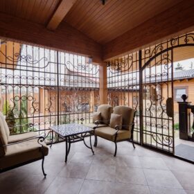 Дом по проекту Рим с гаражом из клееного бруса