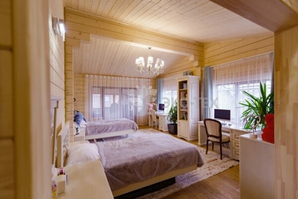 Дом по проекту Рим с гаражом из клееного бруса